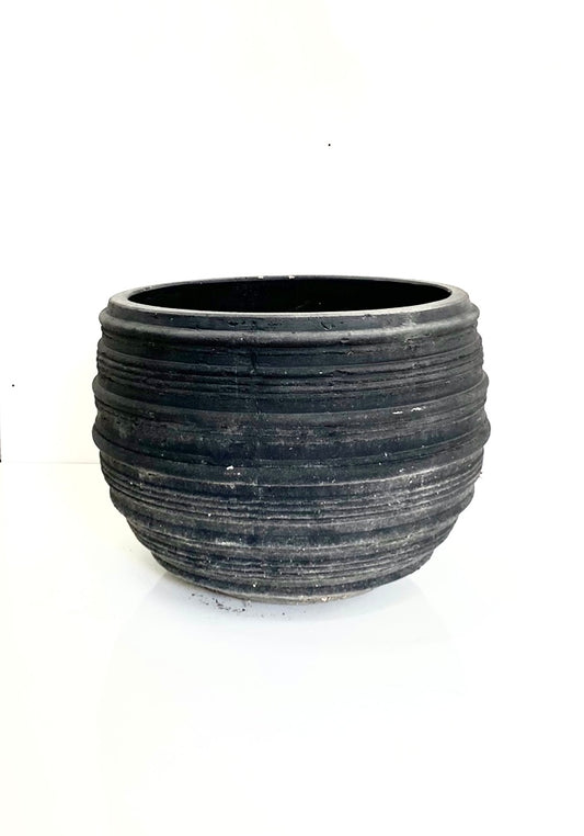Lucy Ribbed Pot